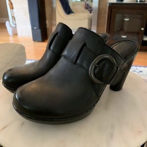 Born leather mules
